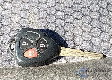 2009 Pontiac Vibe Gt z USA, uszkodzony, nr VIN 5Y2SR67089Z422288